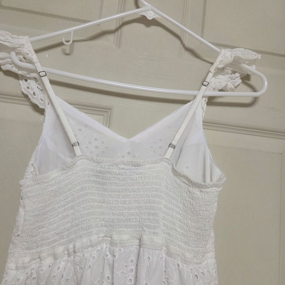 Jules dress, labeled size Medium but fits more like a Small Sz[1231] - Picture 5 of 8